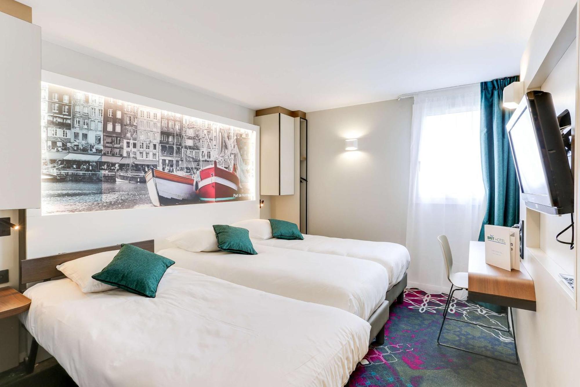 Brit Hotel Caen Nord - Memorial エクステリア 写真