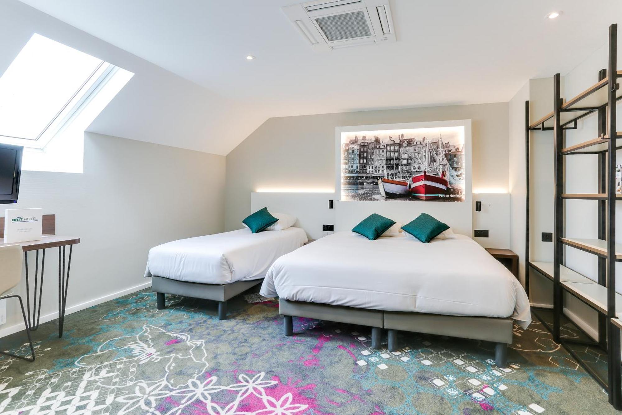 Brit Hotel Caen Nord - Memorial エクステリア 写真