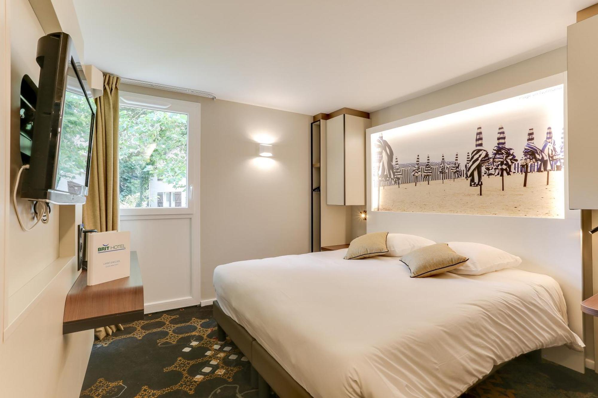 Brit Hotel Caen Nord - Memorial エクステリア 写真