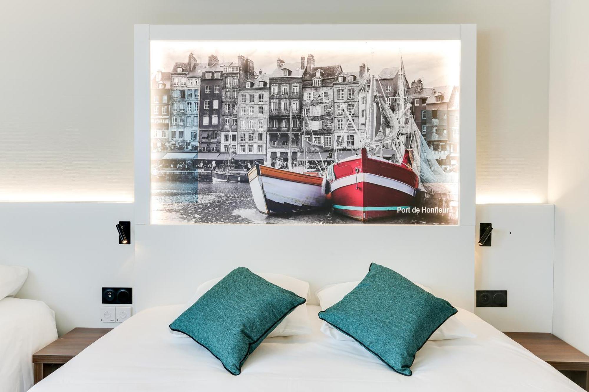 Brit Hotel Caen Nord - Memorial エクステリア 写真