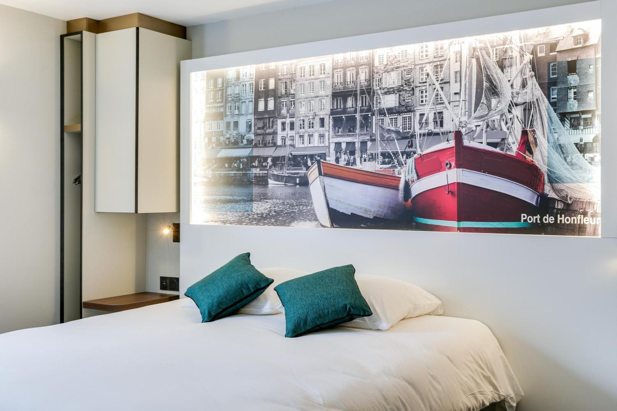 Brit Hotel Caen Nord - Memorial エクステリア 写真