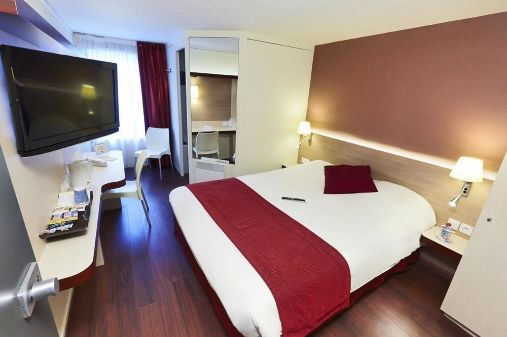 Brit Hotel Caen Nord - Memorial エクステリア 写真